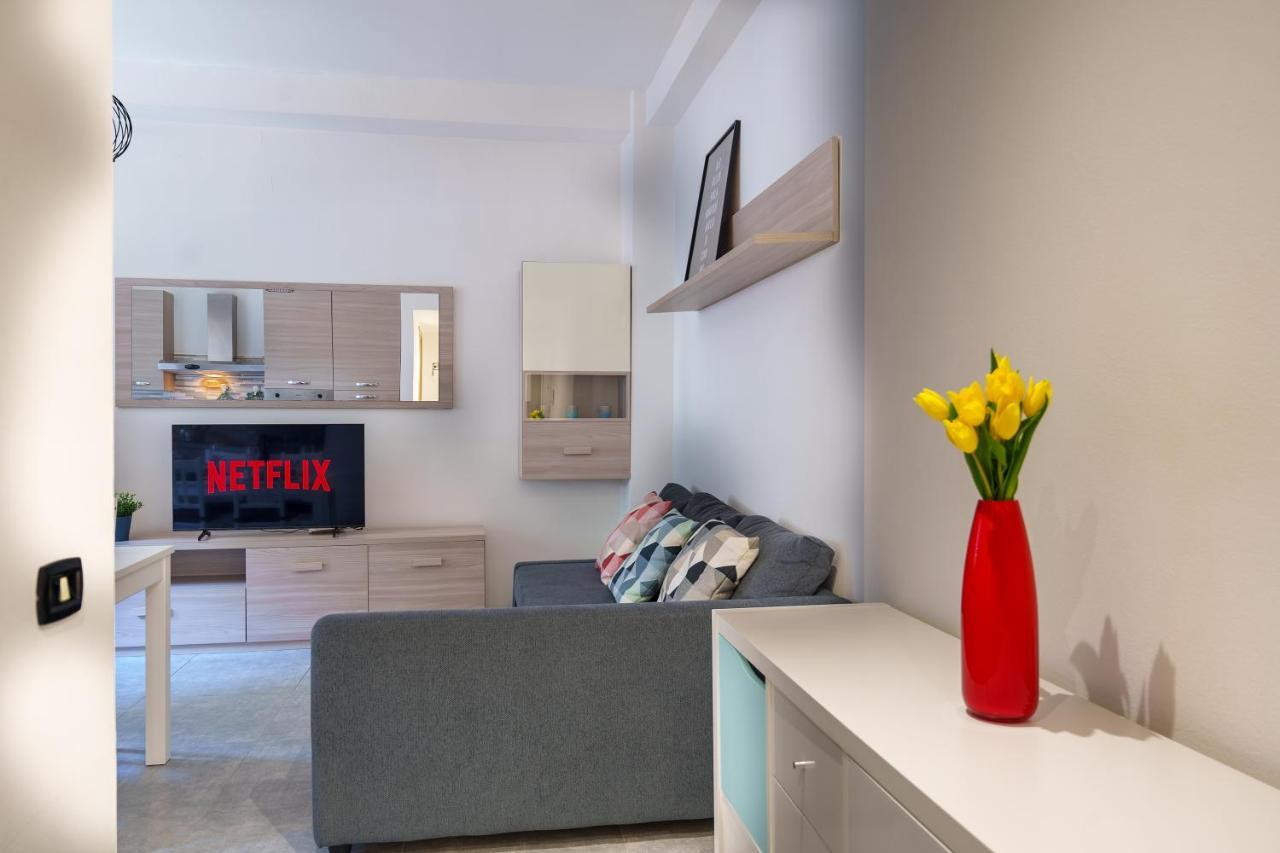 Apartamento Duomo/Linate Parcheggi Gratis E Tram Sotto Casa Milán Exterior foto